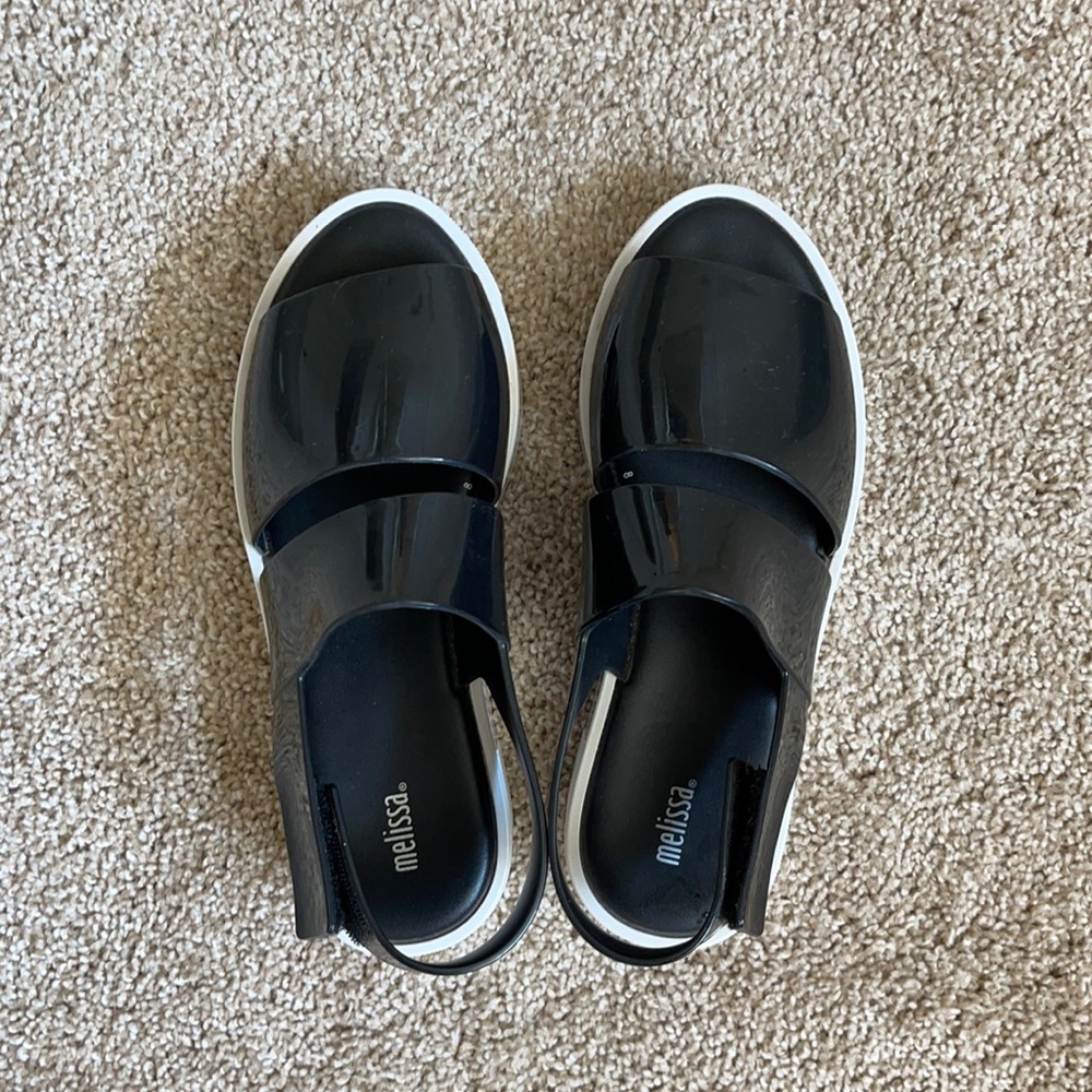 Melissa platform sandals